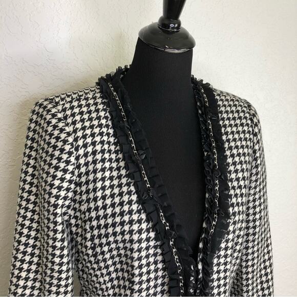 WHBM black and white houndstooth ruffle trim blazer size 8 - Picture 3 of 16